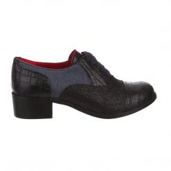 Bed Of Roses By Irregular Choice Everything Hoxton