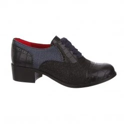 Bed Of Roses By Irregular Choice Everything Hoxton